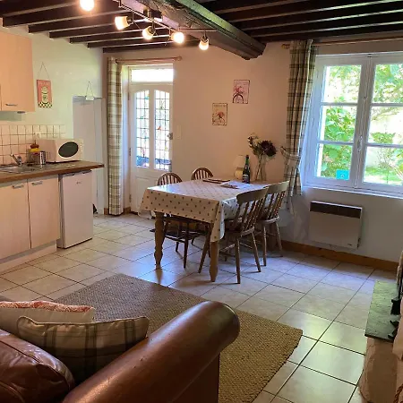 Сasa de vacaciones Mantilly Cottage